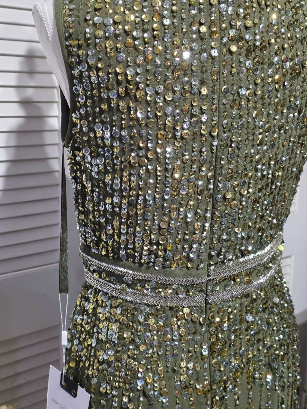 NWT Mac Duggal Women's Olive Sequined High Neck Sleeveless Column Gown Sz 4 3897 - Picture 7 of 16